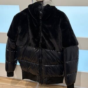 SAVE THE DUCK Black Puffer Jacket
